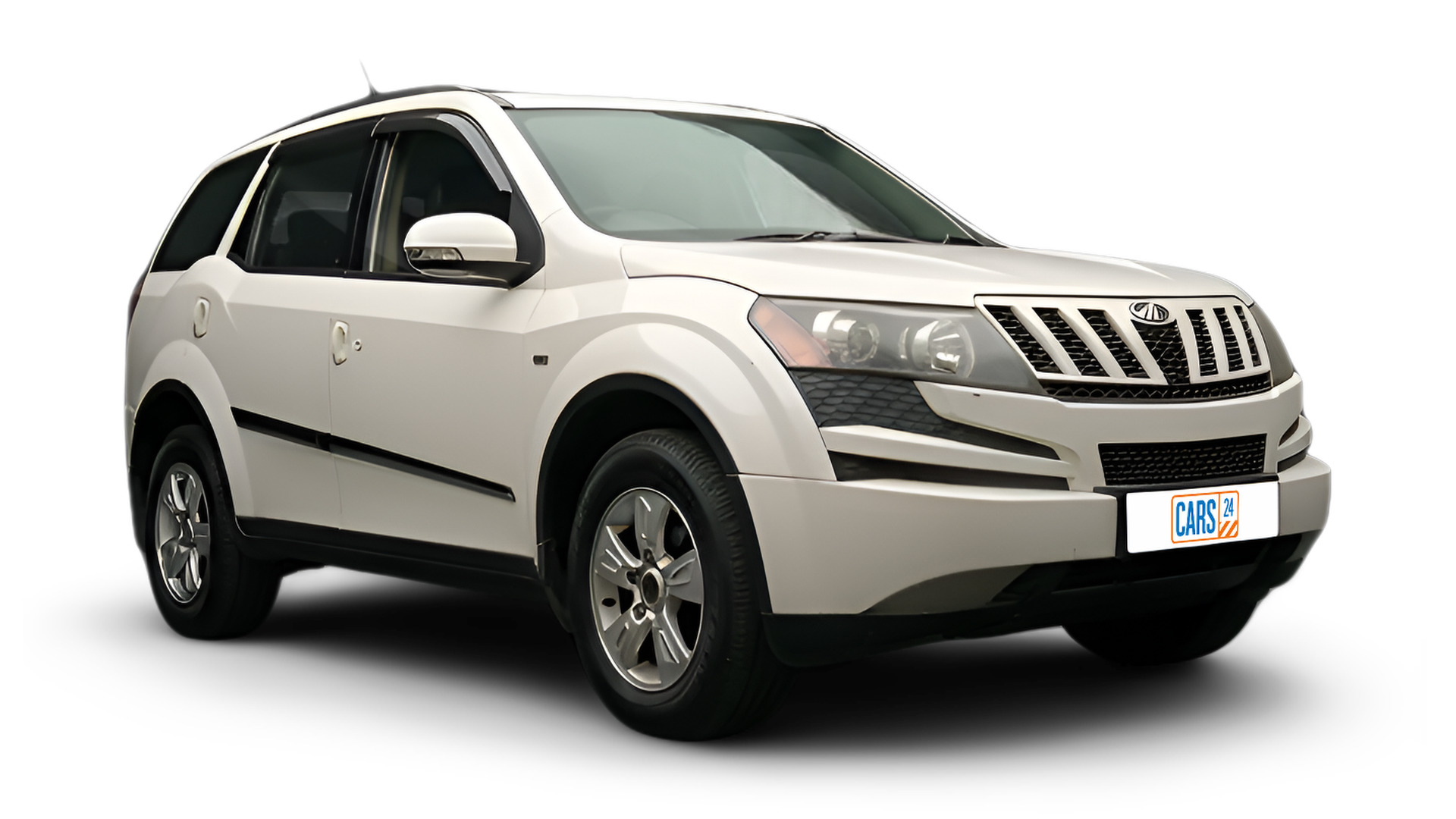 Mahindra XUV500-img